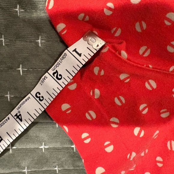 Banana Republic Red Geometric Shorts, Size 2 - Picture 9 of 9